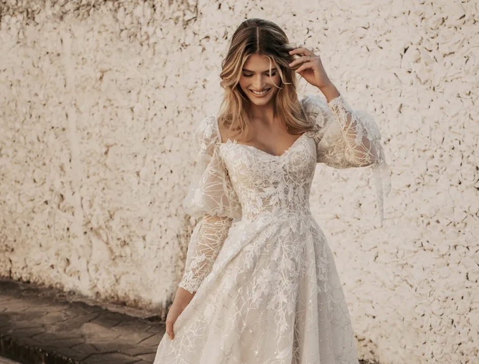 Rustic Charm: Winter Wedding Dress Trends for a Country Wedding. Mobile Image